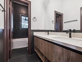 4839 Jason Street, Houston TX 77096