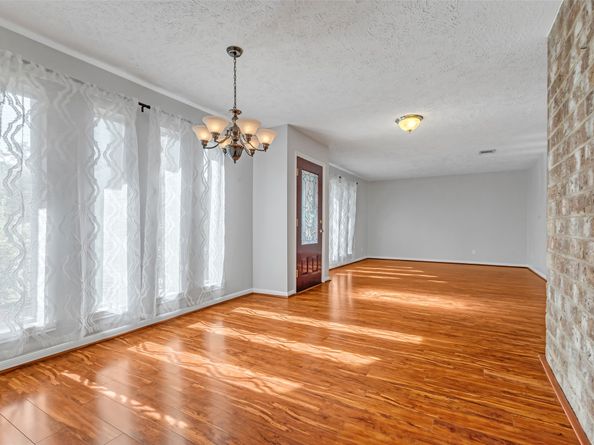 3250 Three Pines Drive, Kingwood TX 77339