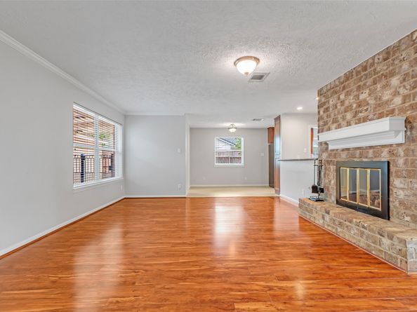 3250 Three Pines Drive, Kingwood TX 77339