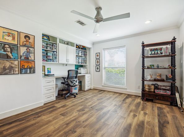 9406 Cliffwood Drive, Houston TX 77096