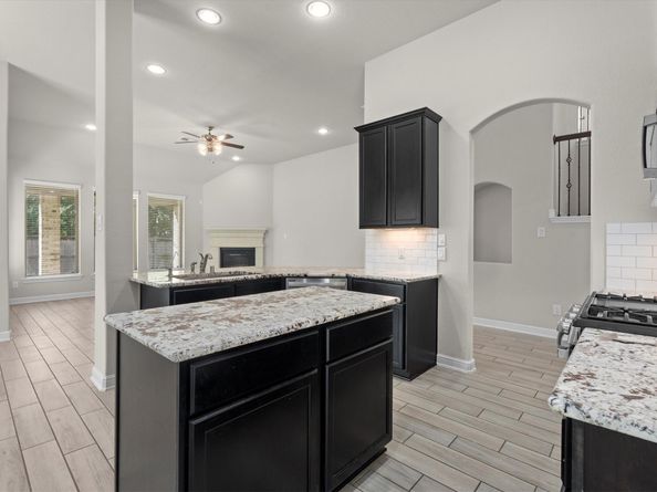 3324 Hickory Leaf Trail, Conroe TX 77301