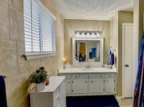 11719 Cedar Form Lane, Meadows Place TX 77477