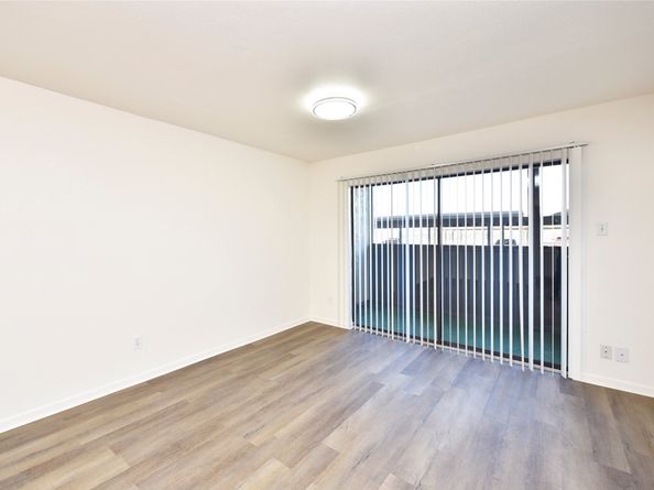 3035 Walnut Bend Lane 15, Houston TX 77042