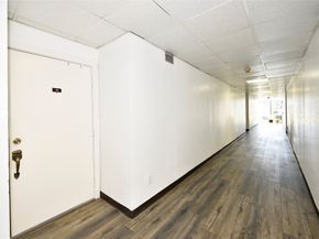 3035 Walnut Bend Lane 15, Houston TX 77042
