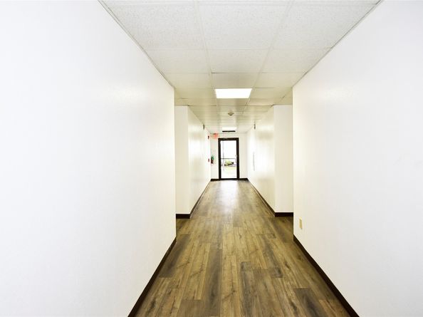 3035 Walnut Bend Lane 15, Houston TX 77042