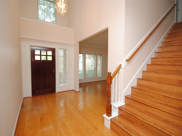 611 Woodcastle Bend, Houston TX 77094