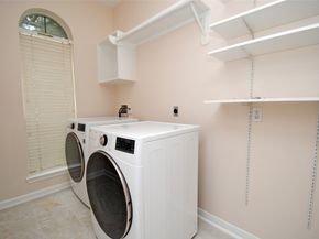 611 Woodcastle Bend, Houston TX 77094