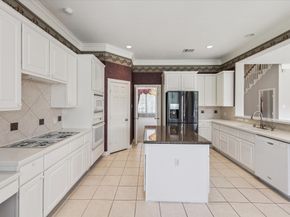 423 Brook Shore Court, Sugar Land TX 77478