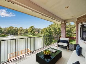 423 Brook Shore Court, Sugar Land TX 77478