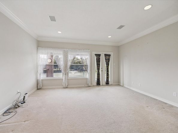 423 Brook Shore Court, Sugar Land TX 77478