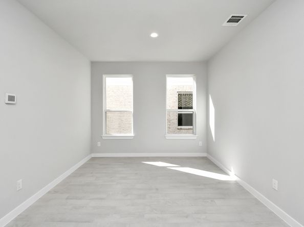 12027 Maple Oak Drive, Houston TX 77066