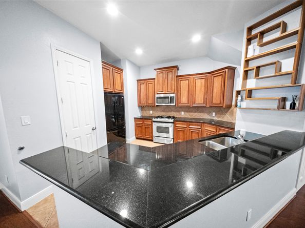 3123 Dallas Street, Houston TX 77003