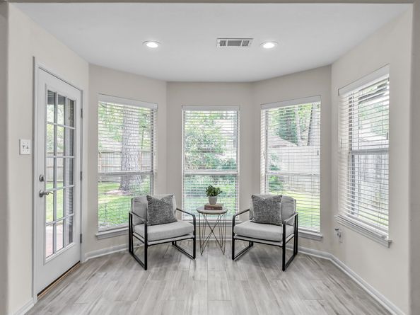 43 WRENS SONG Place, The Woodlands TX 77382