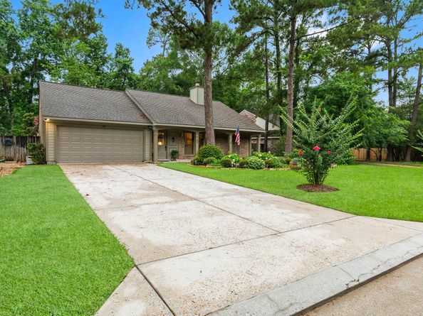 182 Sandpebble Drive, The Woodlands TX 77381