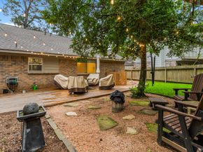 182 Sandpebble Drive, The Woodlands TX 77381