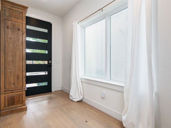 1747 Ojeman Spring Lane, Houston TX 77055