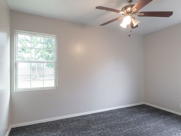 3322 Mccrarey Drive, Houston TX 77088