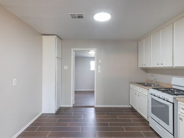 3322 Mccrarey Drive, Houston TX 77088