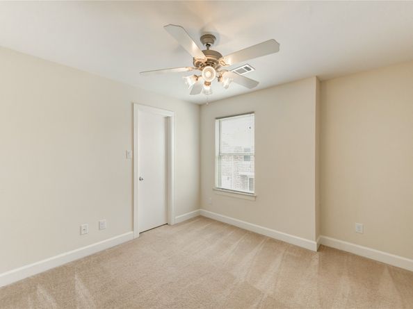 3721 Main Poplar Drive, Houston TX 77025