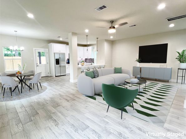 10516 Exeter Street, Houston TX 77093