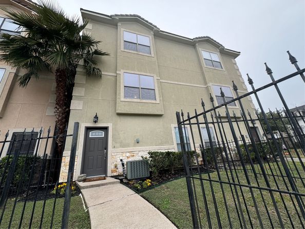 2540 Prospect Street G, Houston TX 77004