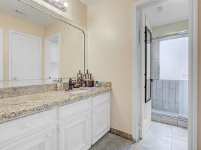 8422 Tavenor Lane, Houston TX 77075