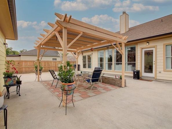 8422 Tavenor Lane, Houston TX 77075