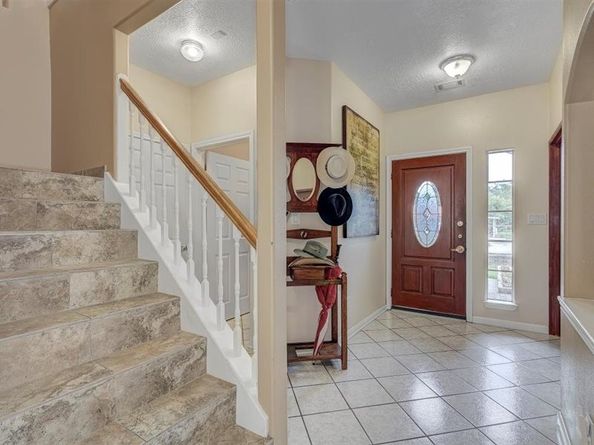 8422 Tavenor Lane, Houston TX 77075