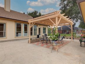 8422 Tavenor Lane, Houston TX 77075