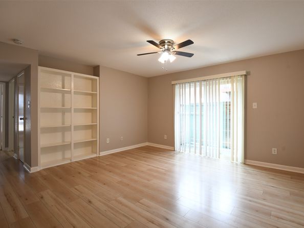 12955 Woodforest Boulevard 77, Houston TX 77015
