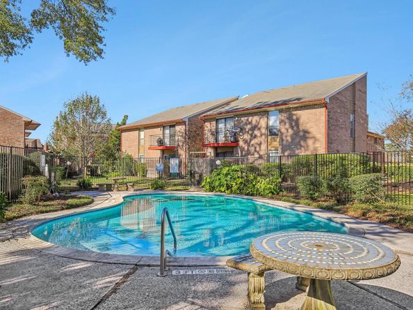 12955 Woodforest Boulevard 77, Houston TX 77015