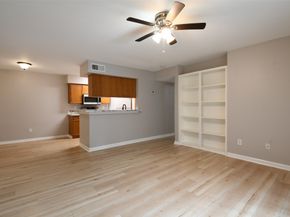 12955 Woodforest Boulevard 77, Houston TX 77015