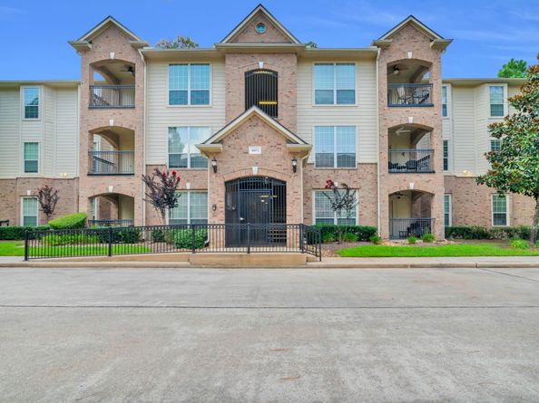 6607 Lake Woodlands Drive 322, The Woodlands TX 77382