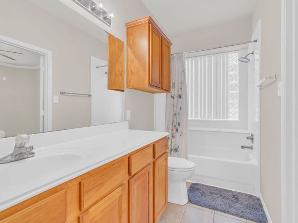6607 Lake Woodlands Drive 322, The Woodlands TX 77382