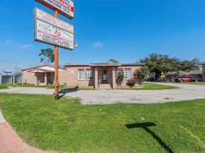 4110 N Main Street, Houston TX 77009
