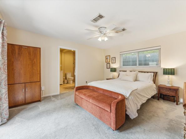 10050 Locke Lane Lane, Houston TX 77042