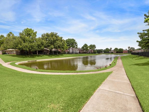 17227 Horsetooth Canyon Drive, Houston TX 77095