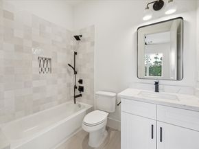 1419 Candlelight Lane, Houston TX 77018