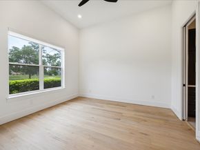 1419 Candlelight Lane, Houston TX 77018
