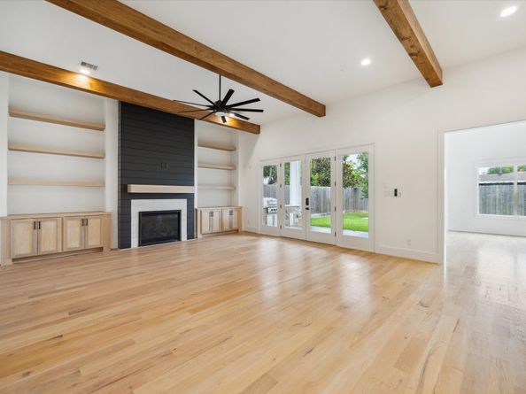 1419 Candlelight Lane, Houston TX 77018