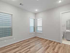 613 Thornton Oaks Lane, Houston TX 77018