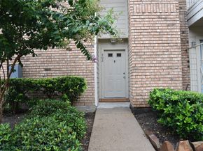 10615 Briar Forest Drive 402, Houston TX 77042