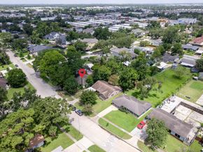 8518 Montridge Drive, Houston TX 77055