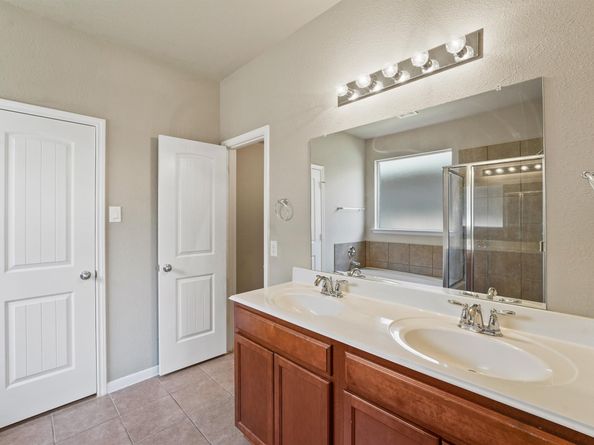 115 Black Swan Place, The Woodlands TX 77354