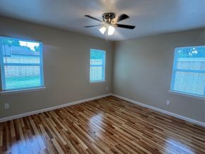 7613 Lady Street, Houston TX 77021