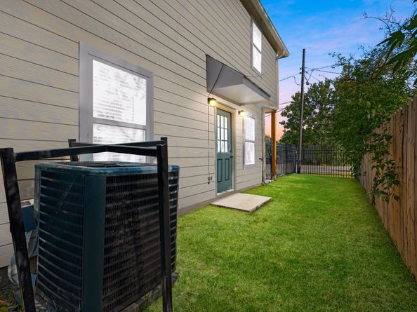 8357 Tate Street, Houston TX 77028