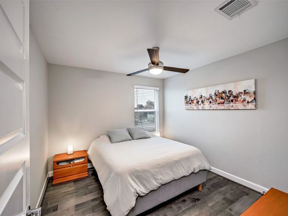 1511 Crockett Street A, Houston TX 77007