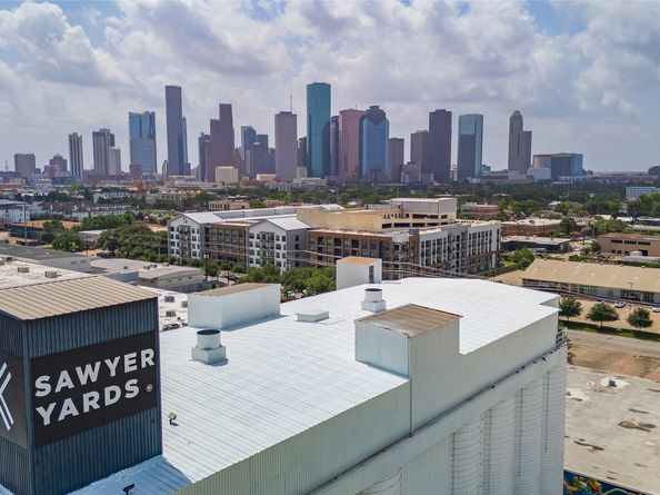 1511 Crockett Street A, Houston TX 77007