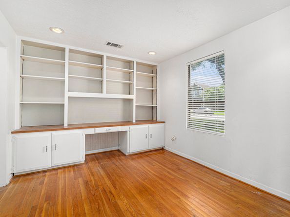 1720 Libbey Drive, Houston TX 77018