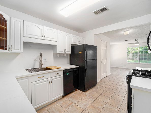 1720 Libbey Drive, Houston TX 77018